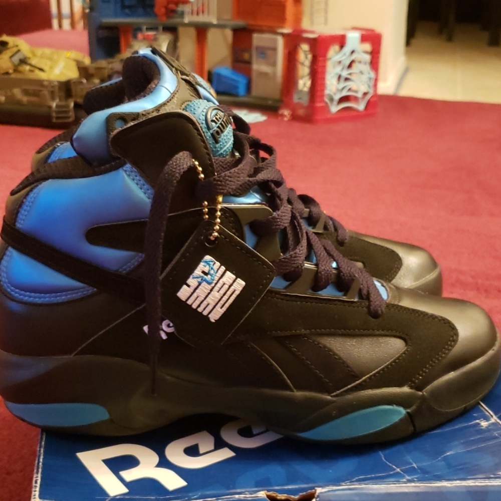 Reebok shaw attaq